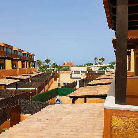4 Calle El Pozo Villa *